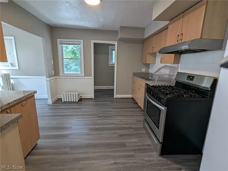 2965 E Derbyshire Rd — Photo 6