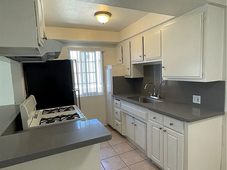 324 N Electric Ave #C — Photo 8