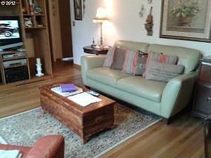 3rd image of 575 SE 7th Ave