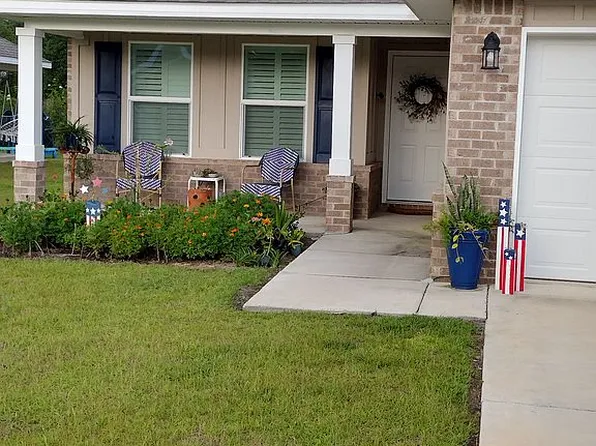22962 Lance Dr, Robertsdale, AL 36567