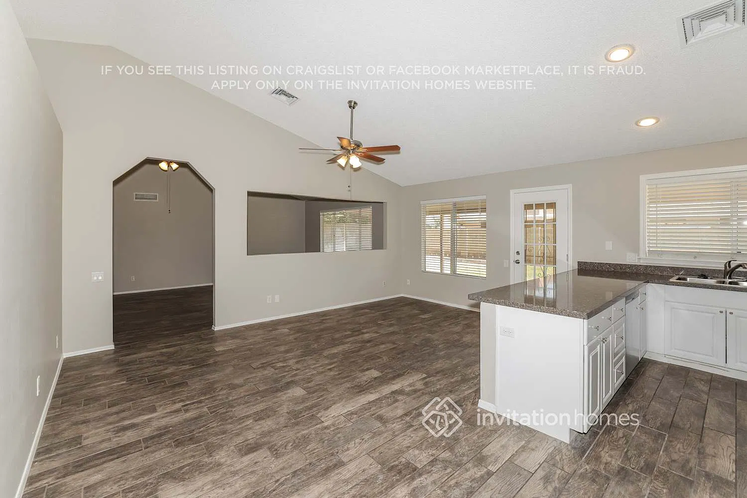 13167 N 81St Avenue Peoria, AZ 85381 — Photo 3