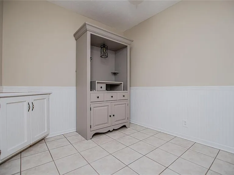 1499 Stonington Ct — Photo 17