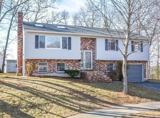48 Chestnut Rd, Reading, MA 01867