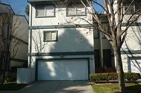 5865 Central Ave photo 1