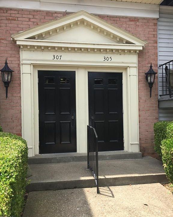 1st image of 305 Chanel Ct APT 4