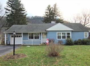 8 Badger Rd, Binghamton, NY 13901