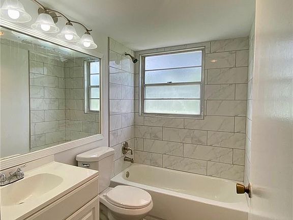 5th image of 211 Mansfield F #211