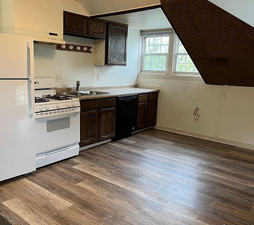 1st image of 202 Grand Ave #14184025