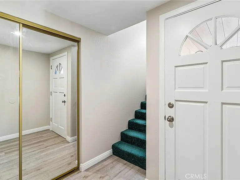 965 Sandalwood Dr — Photo 3