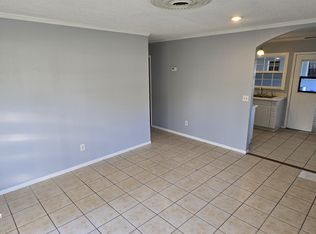 2106 5th St W, Bradenton, FL 34205
