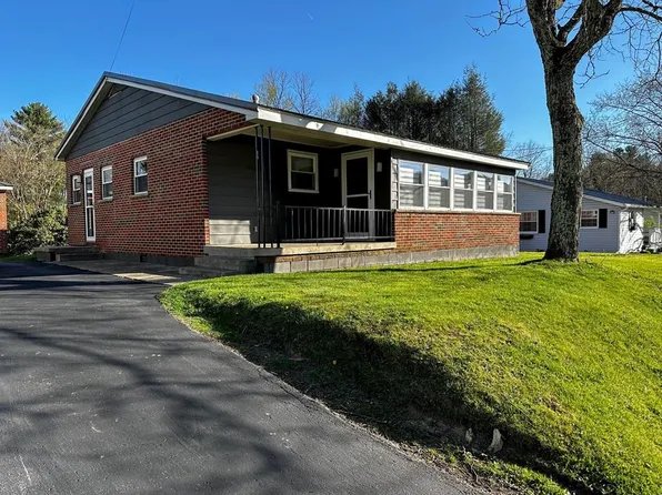 231 Cranberry Dr, Beckley, WV 25801