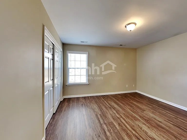 8701 Poteat Dr — Photo 18