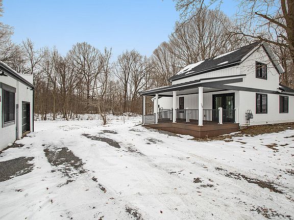2nd image of 786 W Colon Rd