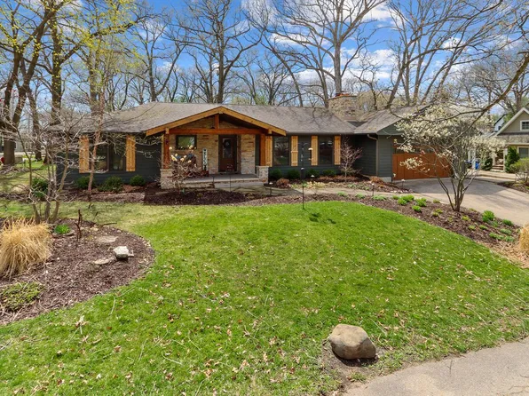 665 Cleveland PARKWAY, Williams Bay, WI 53191