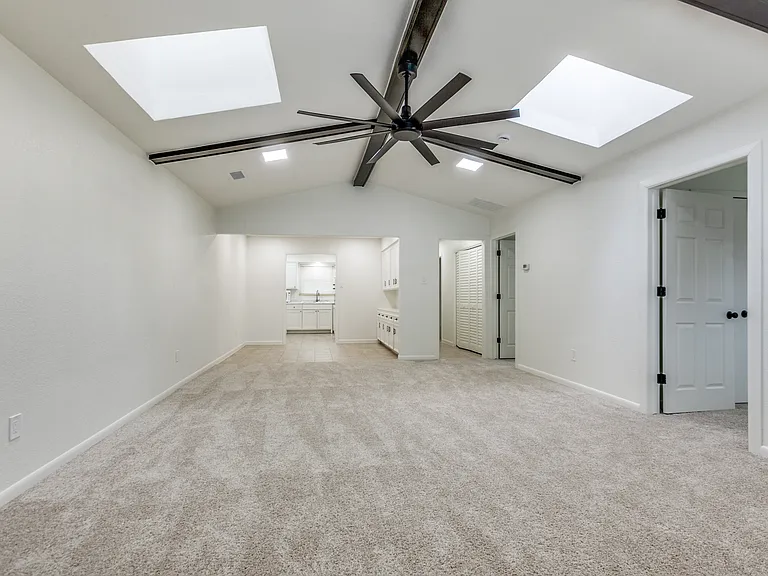 1213 Mill Valley Dr — Photo 8