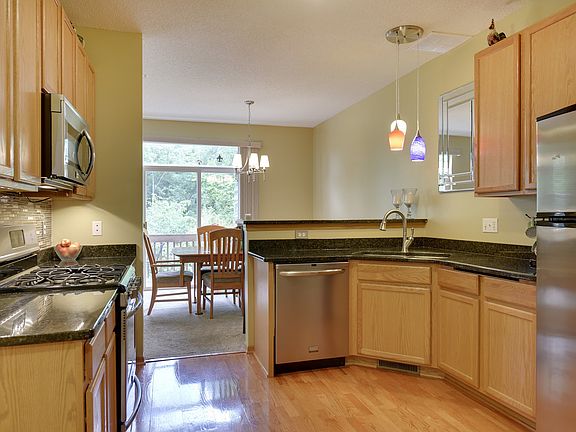 5th image of 5225 Holly Ln N Unit 5