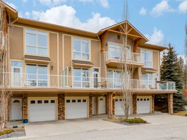172 SW Rockyledge Vw NW, Calgary, AB T3G 6B2