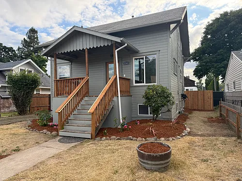 2265 4th St NE Photo 1