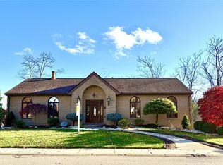 279 Penhurst Dr, Pittsburgh, PA 15235