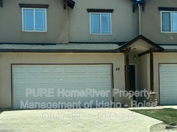 42 S Sugar Loop Ln, Nampa, ID 83687
