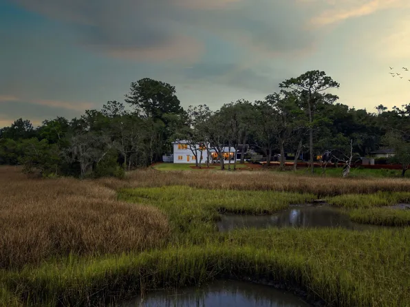 46 Chadwick Dr, Charleston, SC 29407