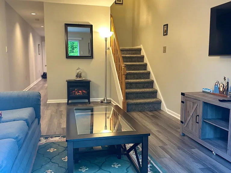 1338 W Wyomissing Ct #F — Photo 14