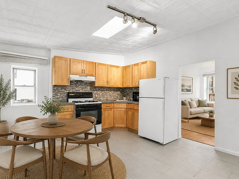 19 Carroll St #3F — Photo 1