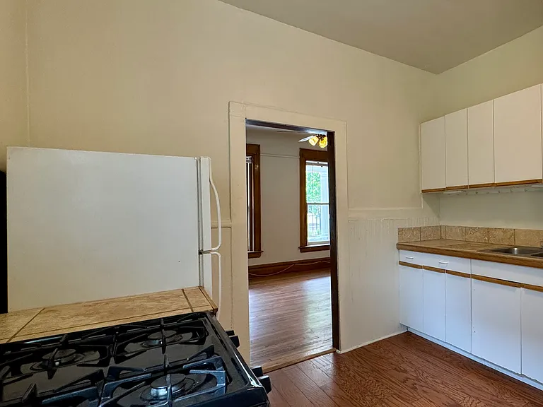 1638 N High St #1 — Photo 9