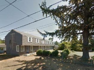 1861 S Edgewood St, Seaside, OR