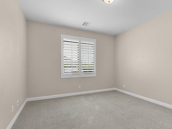 5th image of 3237 E Crimson Ridge Dr