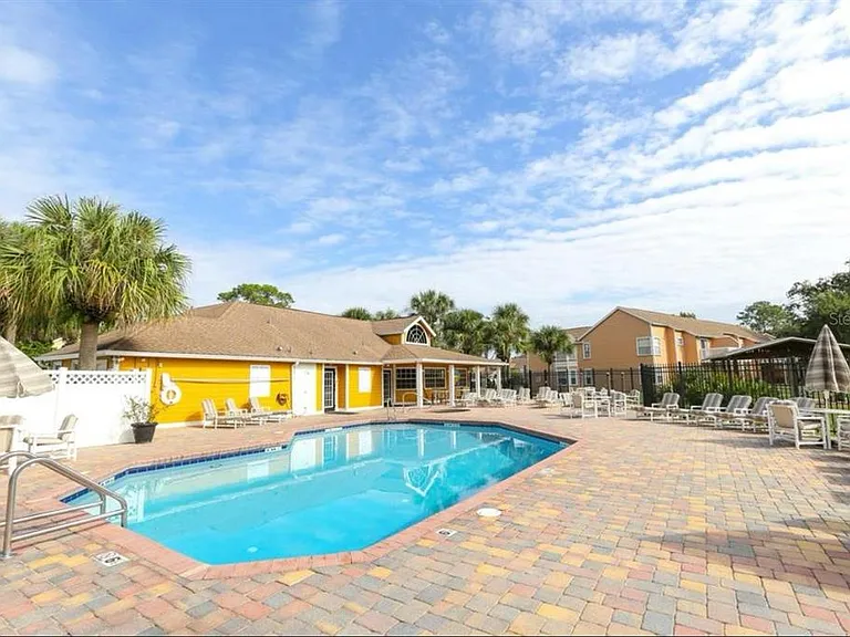 2492 Sweetwater Club Cir #68 — Photo 13