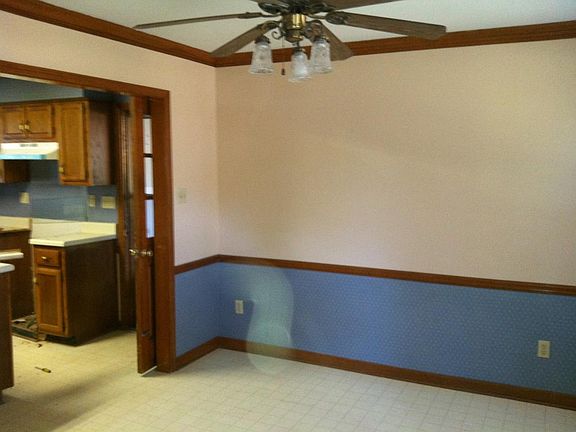 3rd image of 6648 Boylston Dr