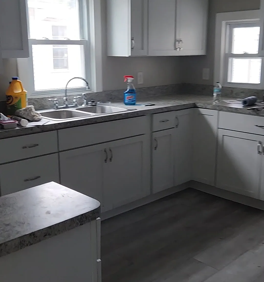 4 bed, 1800 sqft, $1,800 — Photo 2