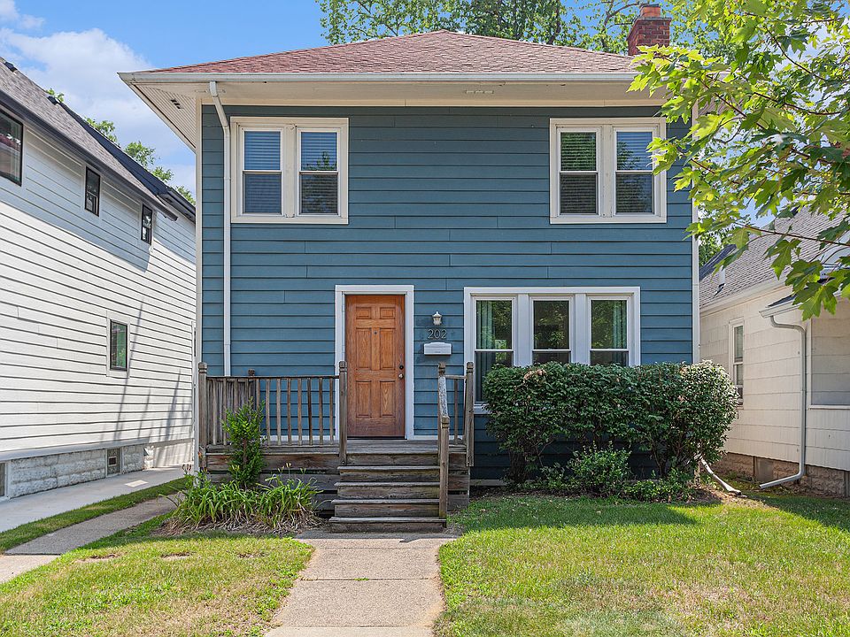 1st image of 202 N Washington Ave