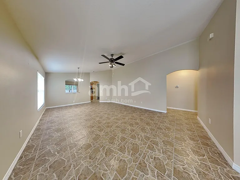 8467 Quarter Horse Dr — Photo 6