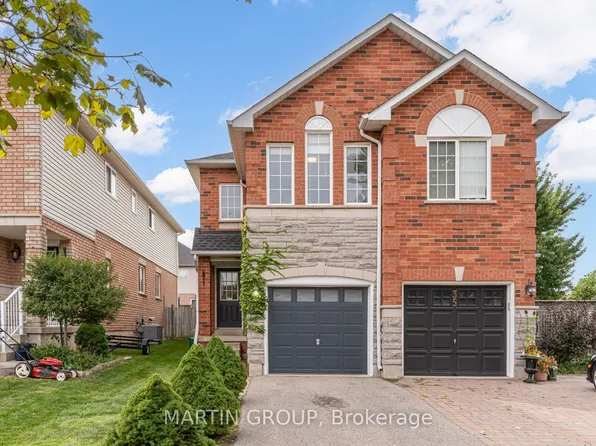 33 Slater Ct, Hamilton, ON L8B 0K8