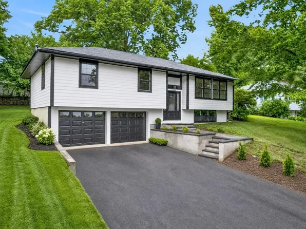 601 Winter St, Framingham, MA 01702