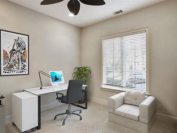 4th image of 1 Sweetwater Ln #0