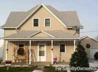 206 W North 1st St, Table Grove, IL 61482