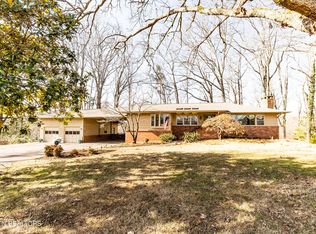 149 N Seneca Rd, Oak Ridge, TN 37830