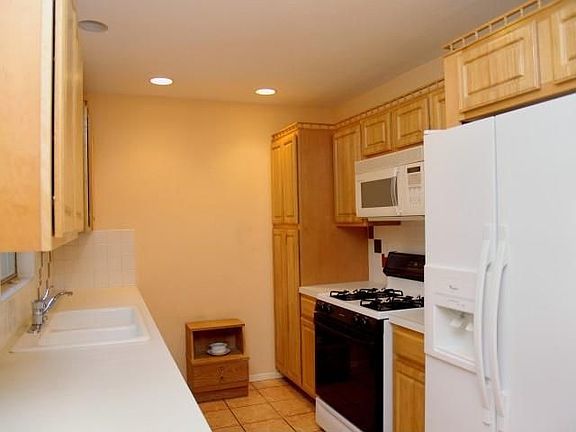 4th image of 1903 Cannonwood Ln