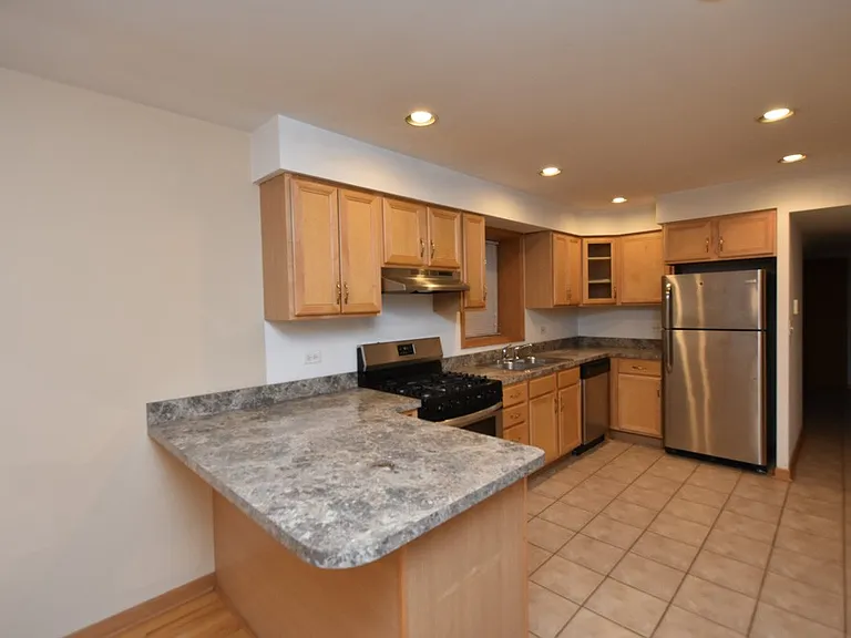 2724 N Magnolia Ave #6H — Photo 2