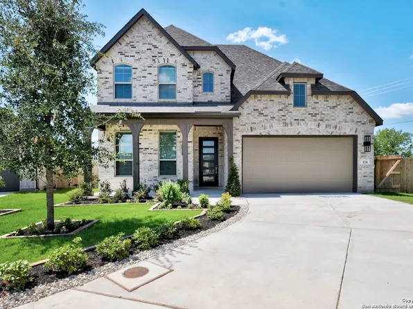 124 Chinkapin, Castroville, TX 78009