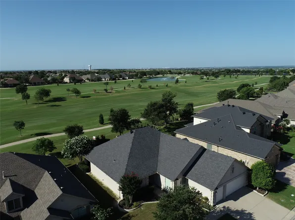 9041 Gardenia Dr, Denton, TX 76207