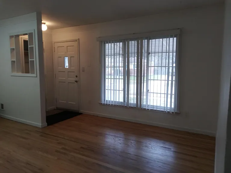 30626 Minton St — Photo 9