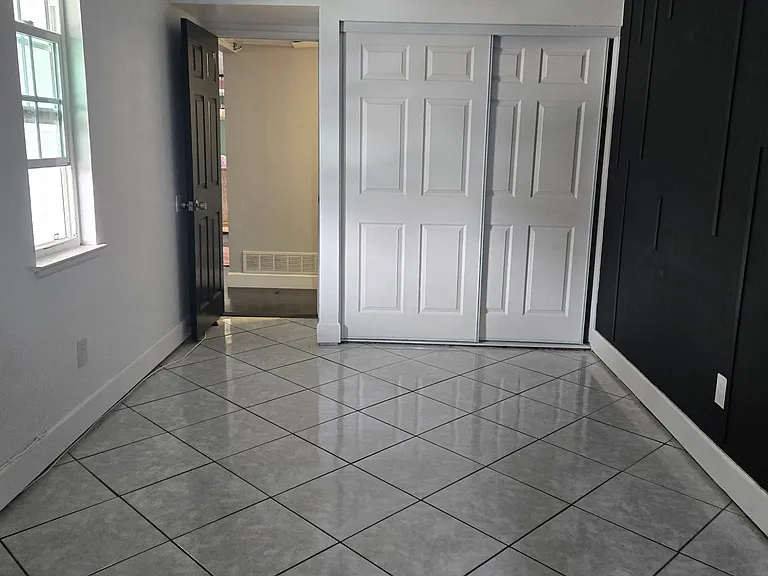 7620 Catawba Ct — Photo 3