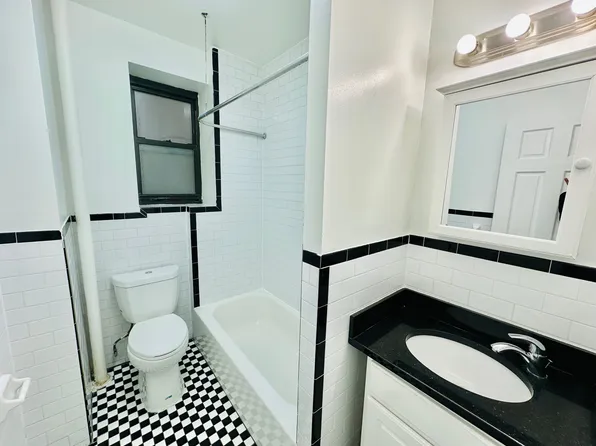 115 West 71st Street image 10 of 10