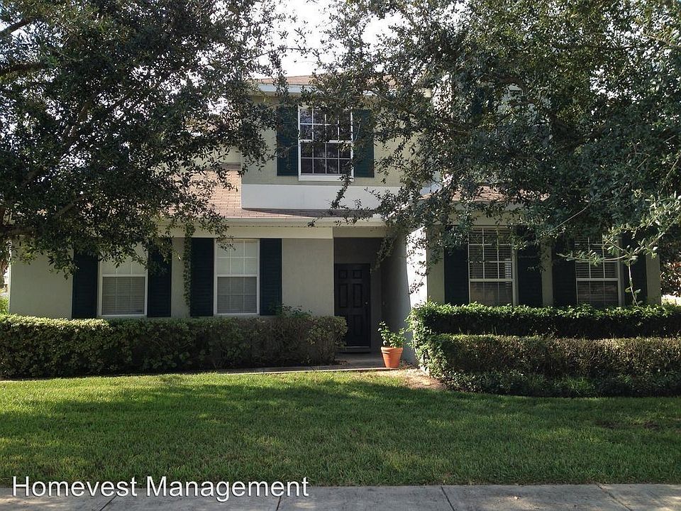 1st image of 524 Hiawatha Palm Pl
