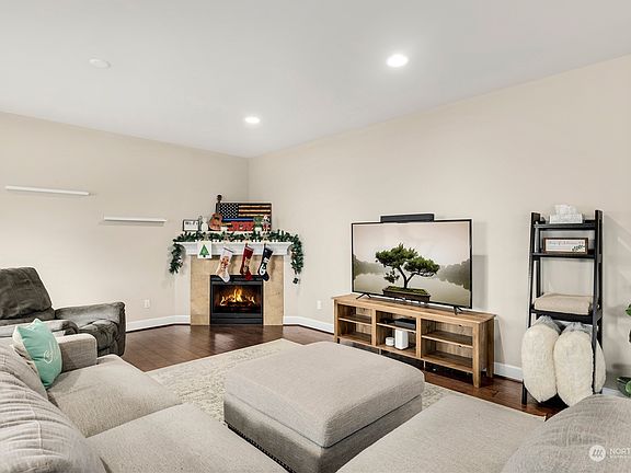 3rd image of 2111 186th Street Ct E
