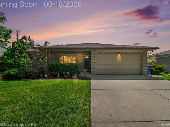 32916 Cambridge Dr, Warren, MI 48093